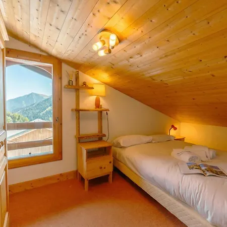 Alpine Duplex W/ Balcony & Fireplace - Happy Rentals *