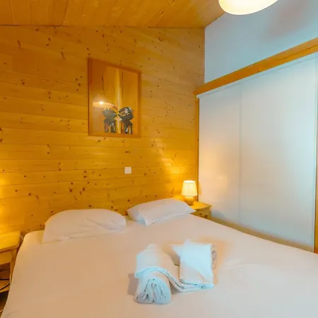 Apartment Alpine Duplex W/ Balcony & Fireplace - Happy *